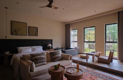 Jiuzhaigou Hotel | Jiuzhaigou Valley Scenic and Historic Interest Area Stargazing · Vacilando Resort