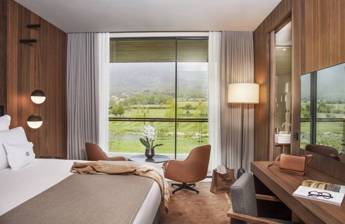 Crozet Hotel | Jiva Hill Resort - Genève