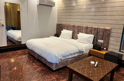 Bullawala Hotel | JJK AT STAY HOME