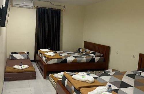 Ngemplak House | JOGLO Greenhouse