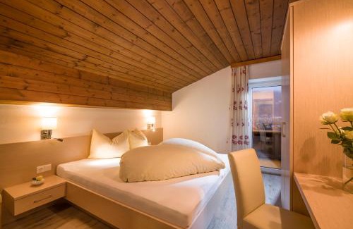Stumm House | Johannishof