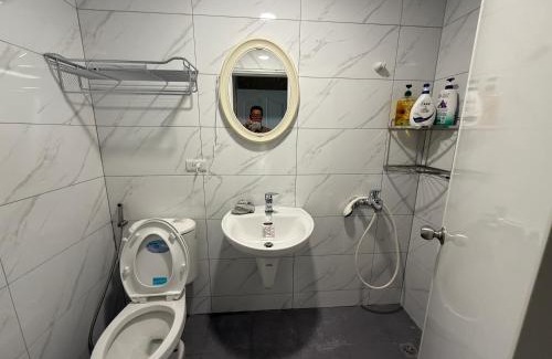 Longtan District Bed & Breakfast | Johnnie's Inn