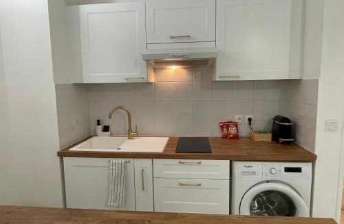 Saint-Roch Apartment | Joli studio climatisé avec terrasse au calme