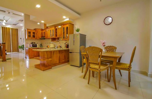 Phuong Villa | Jolie House Villa II - Open View- Few Mins To Downtown