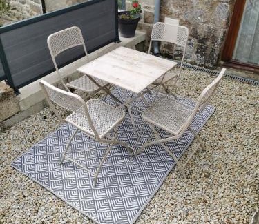 Megrit House | JOLIE MAISON DE VILLAGE