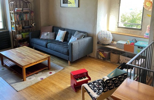Ravel House | Jolie Maison en Pierres Avec Superbe vue sur les Monts du Forez