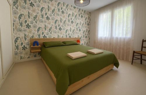 Givrand House | Jolie maison avec jardin - quartier la Roulière - 6 personnes