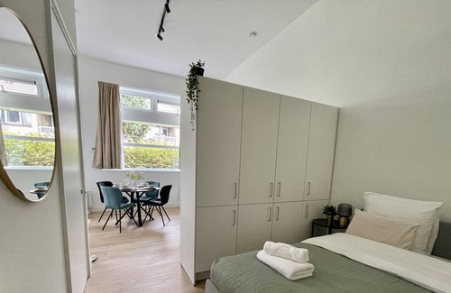 De Bilt Apartment | Jolly Serviced Studio 62m2 -ESS38J-