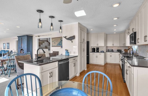 Caswell Beach House | Jonah's Whale: Large Oceanfront Home, Ocean and Waterway Views