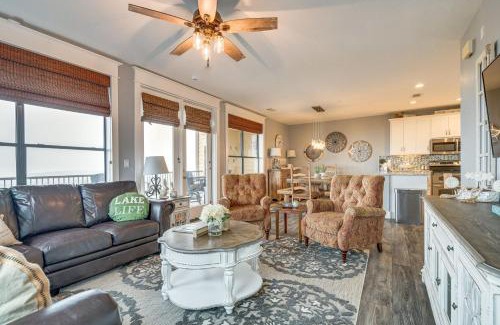 Jonestown Apartment | Jonestown Condo on Lake Travis with 2 Balconies!