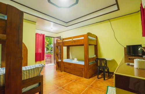 Coron Hotel | Jorge Transient House
