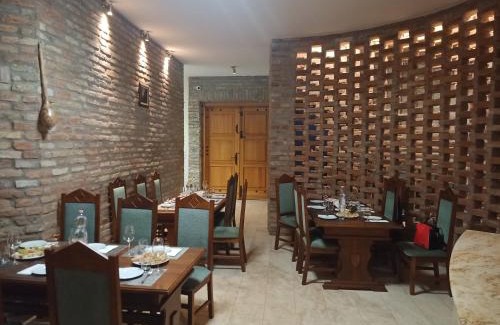 Kotcse House | Josephus Vendégház