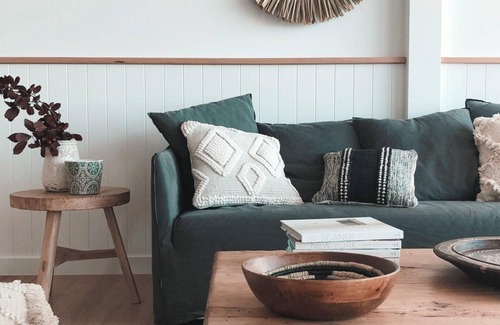 Lorne Apartment | Joy Apartment 2 - Brand New Beachfront Apartment, Views, Linen, WIFI and More