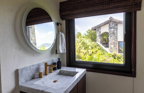 East End Apartment | Joy Suite | Breakfast Included Caribbean Vacation