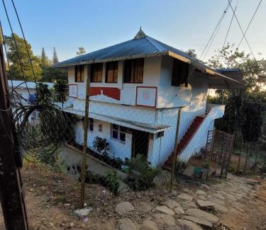 Valparai House | Jr three room house