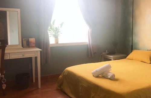 Phuong Bed & Breakfast | July Home