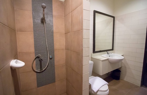 Tha Sae Hotel | Jumbo House