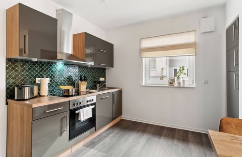 Detmold-Nord Apartment | JUNE APARTMENTS I Cozy 2-bedroom apartment in charming Detmold with free parking