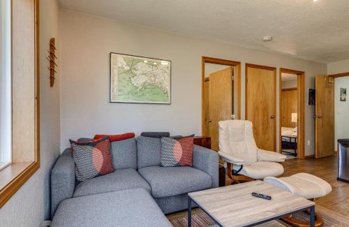 Mendenhall Valley Apartment | Juneau Apartment - Minutes to Mendenhall Glacier