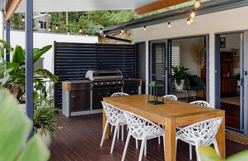 Terrigal House | Jungle Cubby by Coast Hosting