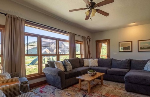 Silvercreek House | Juniper, gorgeous, large home near Granby Ranch, 6/4, Sleeps 14