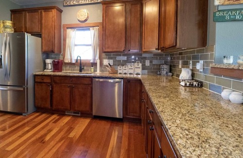 Silvercreek House | Juniper, gorgeous, large home near Granby Ranch, 6/4, Sleeps 14