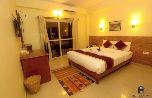 Lachen Hotel | Juniper Mountain Resort