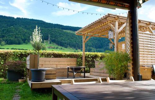 Rebeuvelier Ski Chalet | Juralodgespa Détente avec jacuzzi et vue
