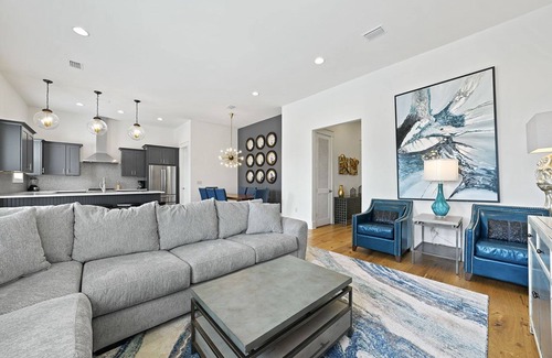 Miramar Beach House | Just Beachy - Vacation Home Near the Beach with Private Pool Area