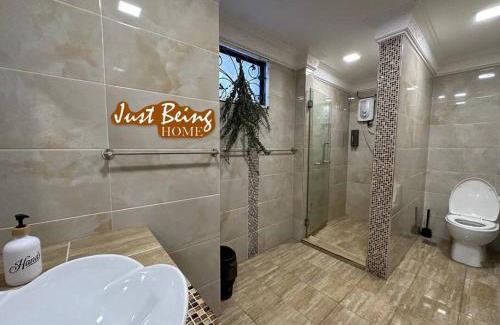 Ampang Apartment | Just Being Home 10pax 3BR/3BA 4Queen/1Sofa