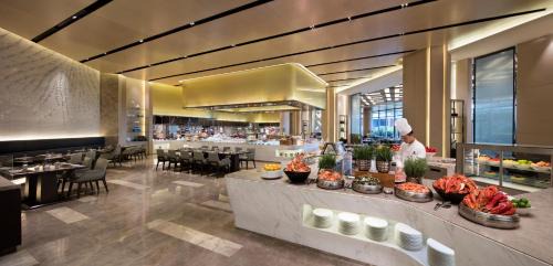 Bao'an Hotel | JW Marriott Hotel Shenzhen Bao'an International Airport
