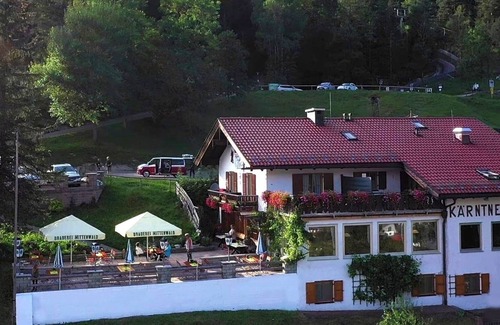 Mittenwald House | Kärntner Alm
