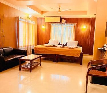 Tirur Hotel | K M S Residency