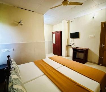 Tirur Hotel | K M S Residency