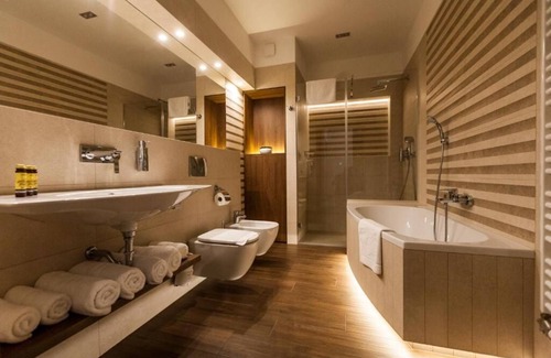 Stare Miasto Hotel | K4 Aparthotel Kraków