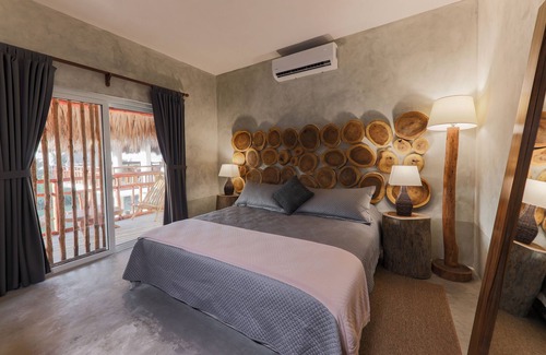 El Paredon Hotel | Ka'ana Surf