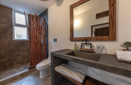 El Paredon Hotel | Ka'ana Surf