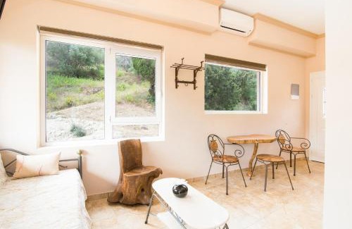 Agios Gordios Apartment | Kadith Studio - Agios Gordios