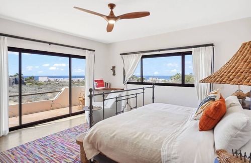 El Pescadero Villa | Kafka House: 7 Bedroom Compound Steps From Beach