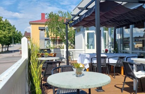 Joutsa Hotel | Kahvila ja Majoitus Tmi Tiina Soilu