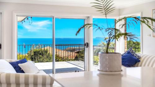 Killcare Heights House | 'Kai Lani' by HolidayCo