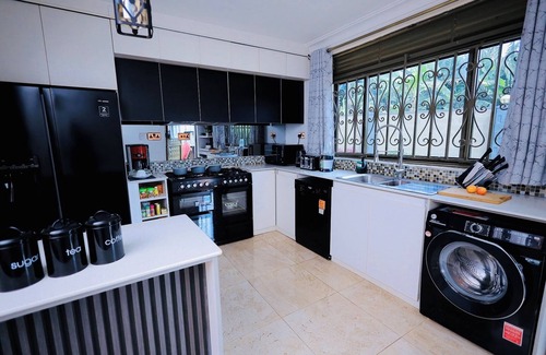 Kireka Villa | KAI LUX VILLA-SWIFT WIFI