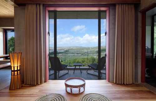 Tamagusuku-son Bed & Breakfast | Kaiza