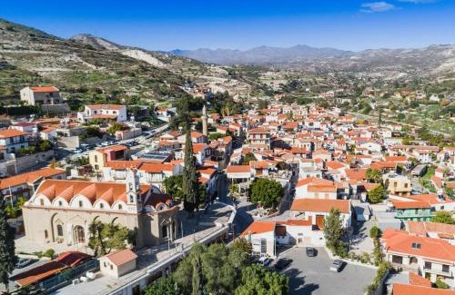 Kalavasos House | Kalavasos Square Apartments - With Access to Shared Pool 3 Minutes Walk