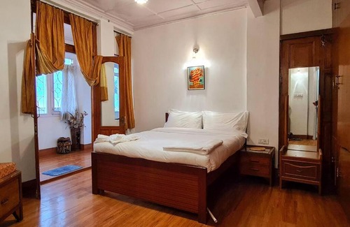 Bemloi House | Kalawati Homes - Rockpoint 2bhk home on Mall Road