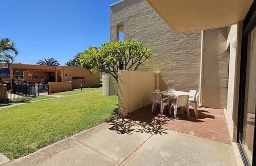 Kalbarri Apartment | Kalbarri Riverview 60 | Poolside | Ground Floor
