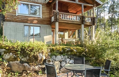 Iltasmaki House | Kalliohonka by Interhome