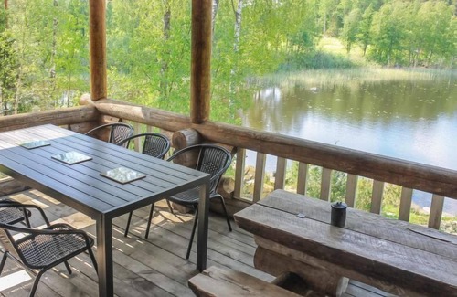 Iltasmaki House | Kalliohonka by Interhome