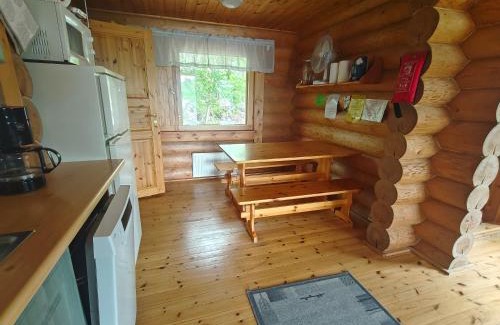 Alavus Ski Chalet | Kalliorinteen Mökit Havupirtti