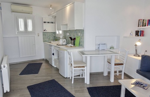 Naxos Villa | Kamari Villa-A1-with private pool